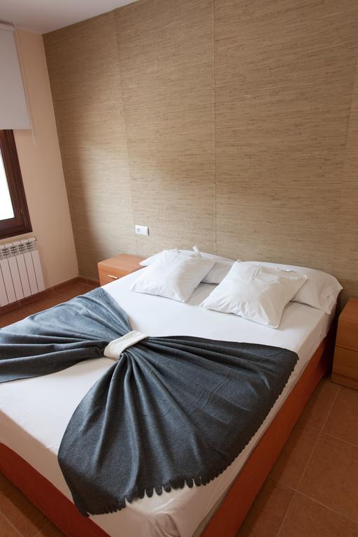 Apartamentos Río Guadalaviar Albarracín Exterior foto